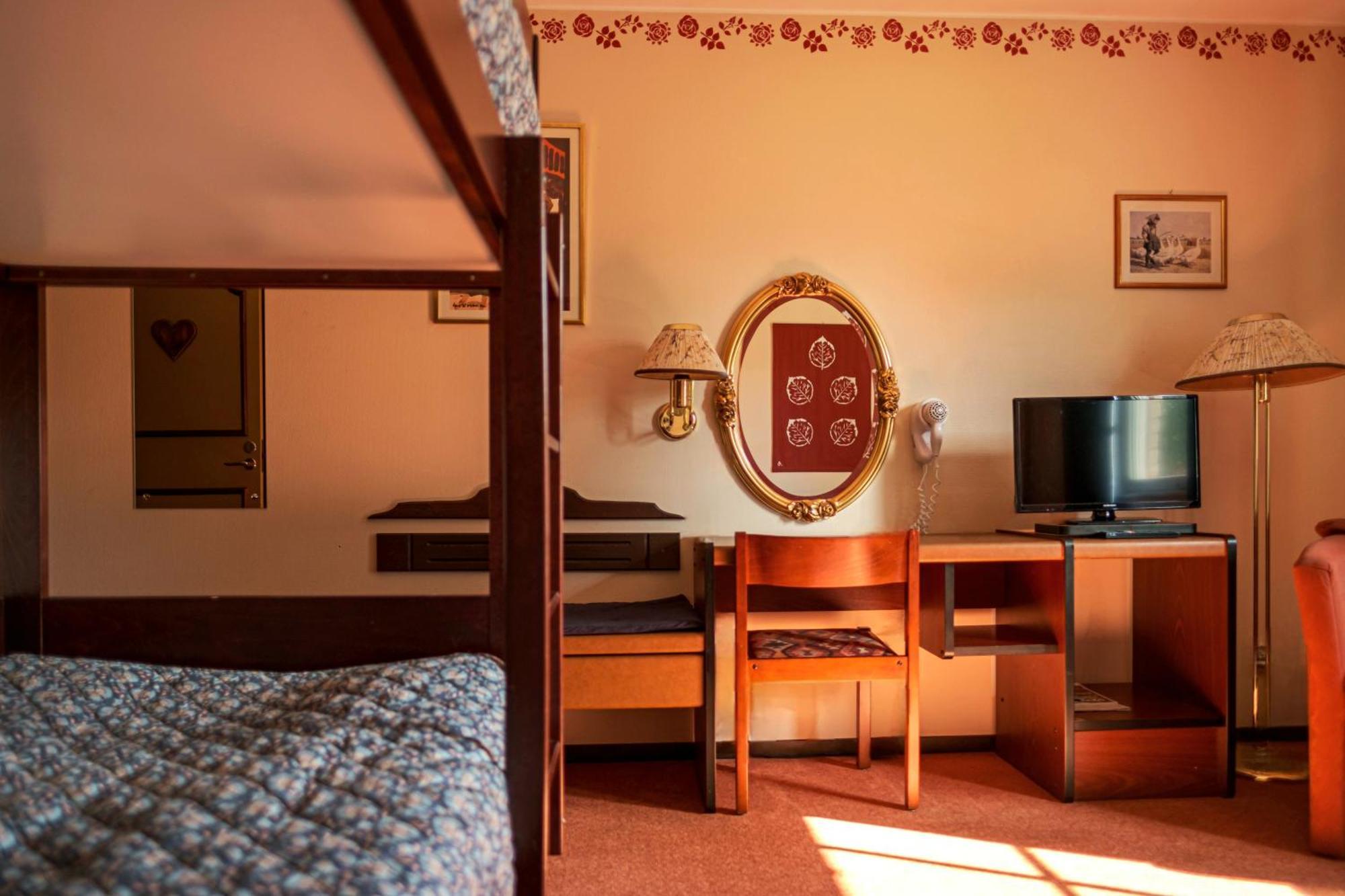 Jaemtkrogen Hotell Bräcke Стая снимка